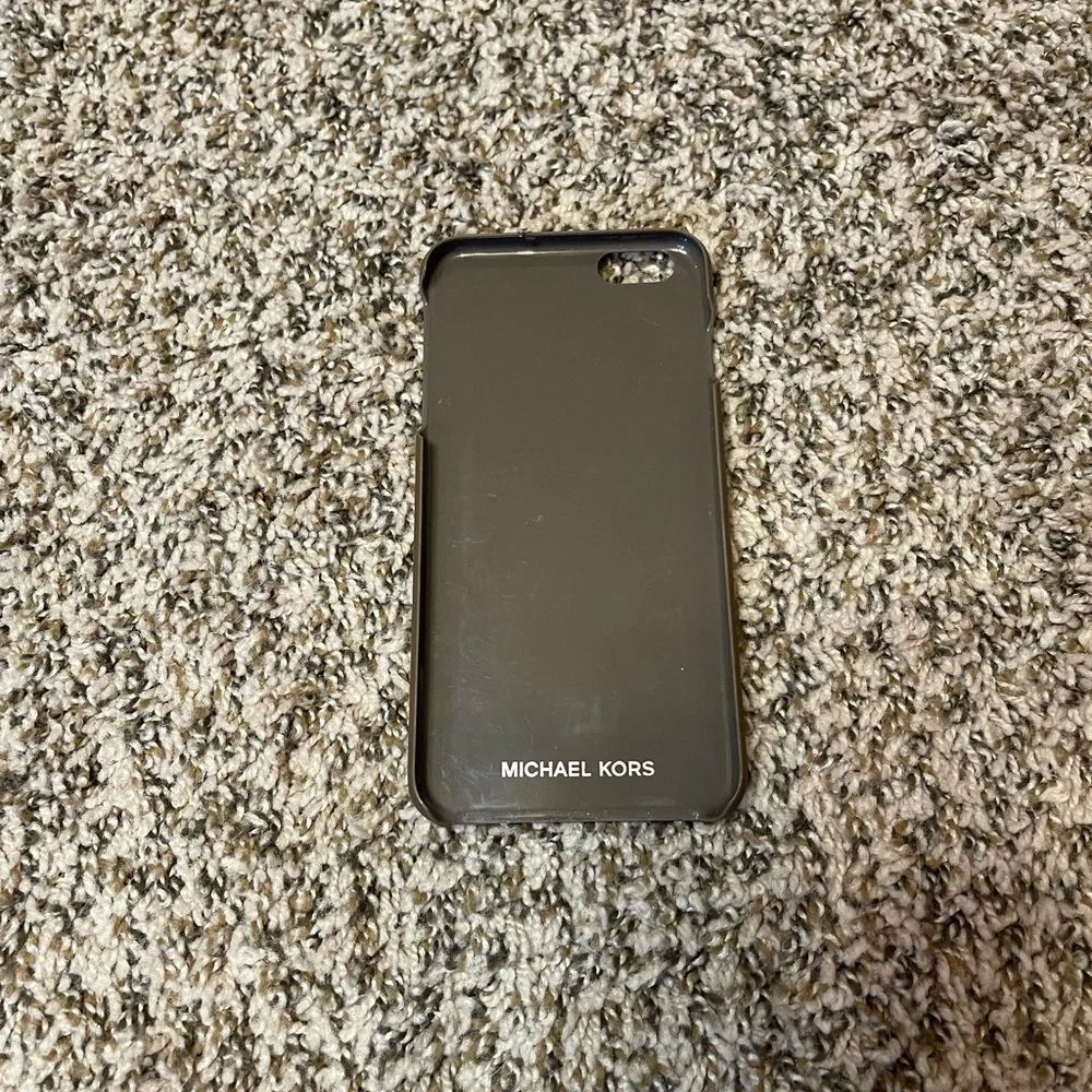 Michael Kors IPhone Case - Picture 2 of 6